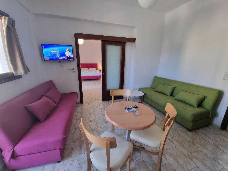 Suite with Pool View image 3