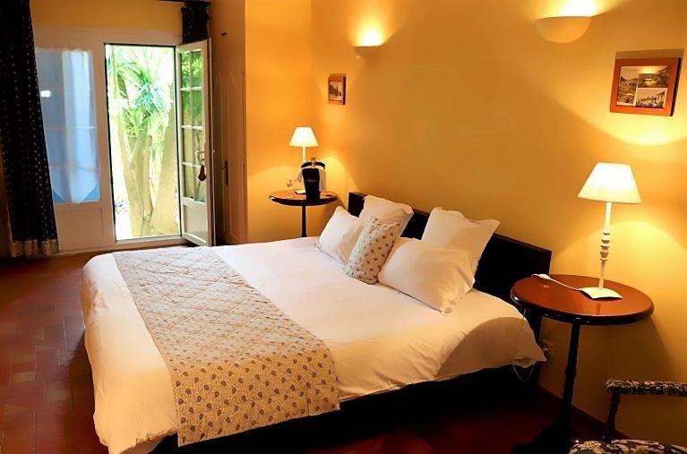 Large Double Room image 1