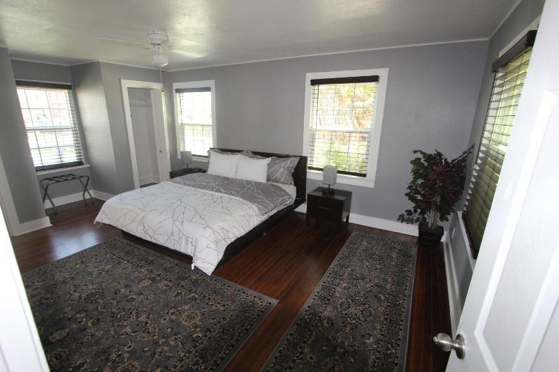 The George Manor - image 37