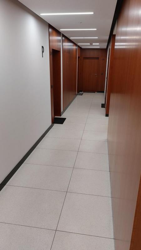 One-Bedroom Apartment image 1