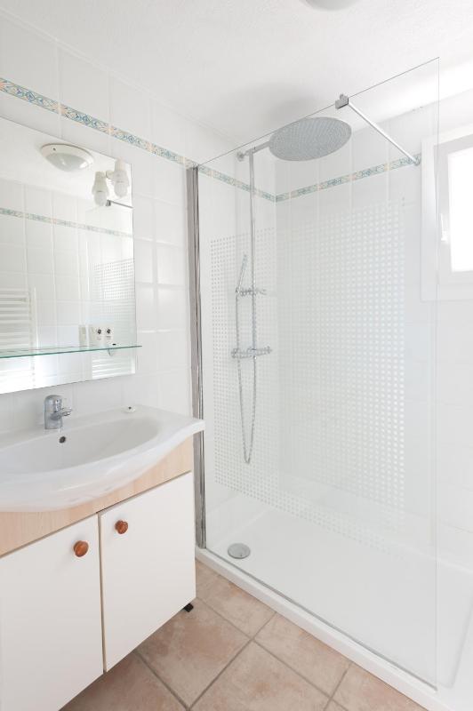 Classic Villa – 1 bedroom – Near to the beach image 4