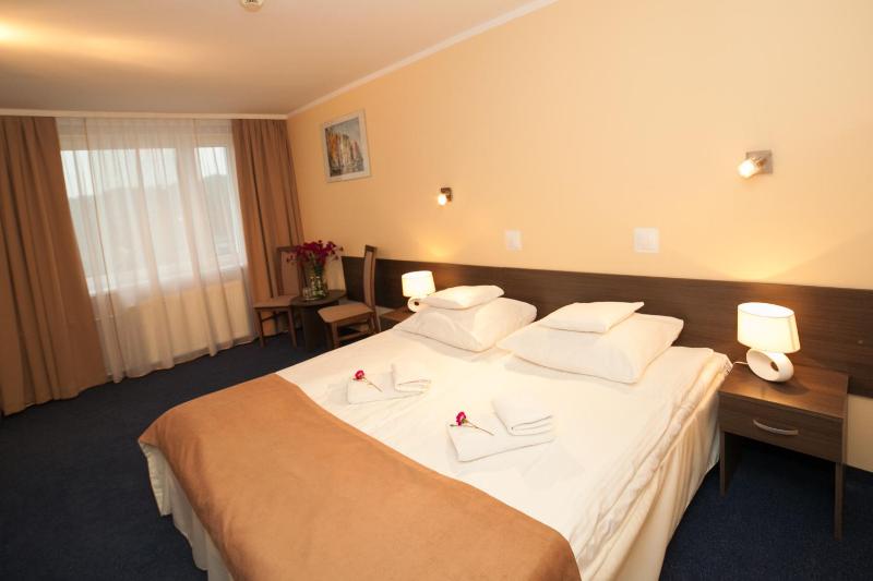 Superior Double Room with Sofa image 3
