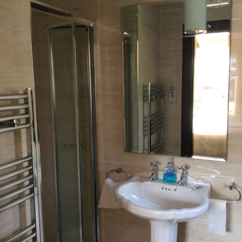 Double Room image 2