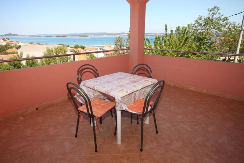 Two-Bedroom Apartment with Terrace and Sea View image 3