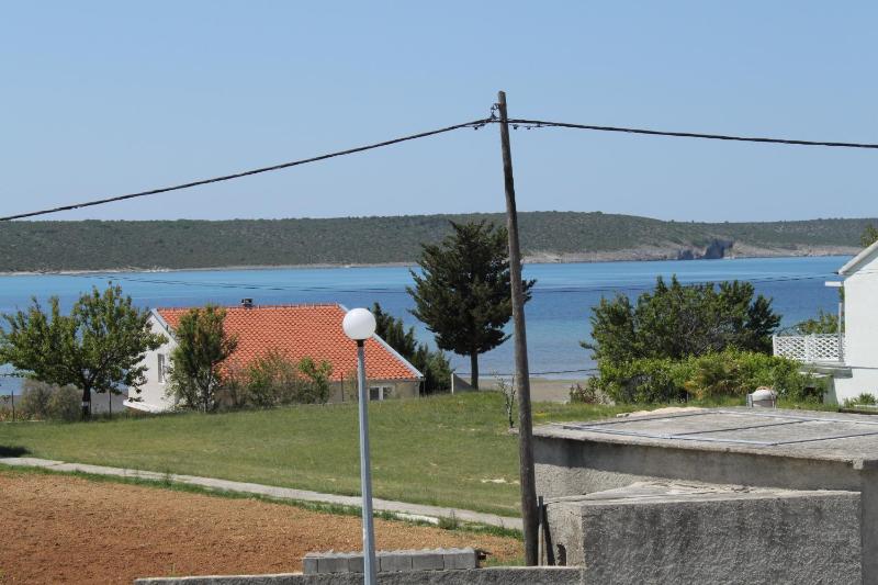 One-Bedroom Apartment with Terrace and Sea View image 2