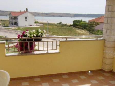 Studio with Terrace and Sea View image 2