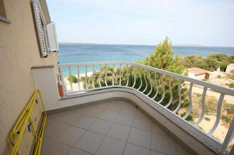 Apartments by the sea Mandre Pag - 6386 - image 14