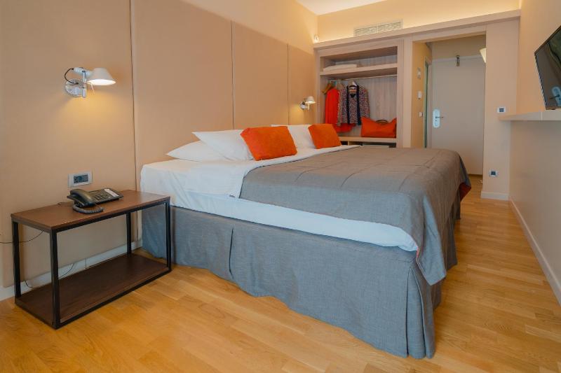 Superior Double or Twin Room image 1