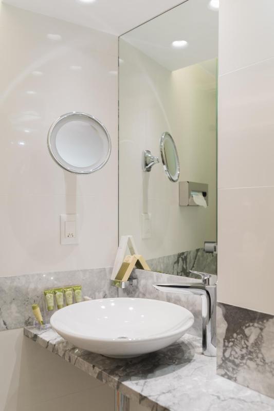 Superior Double or Twin Room image 2