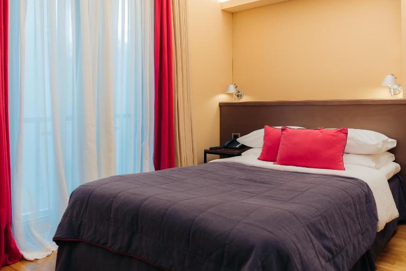 Budget Double Room image 4