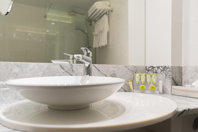 Budget Double Room image 2