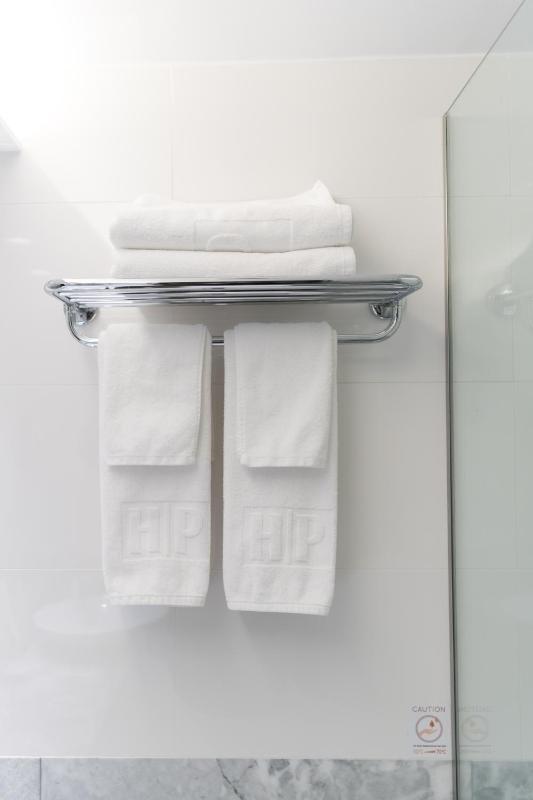 Budget Double Room image 3