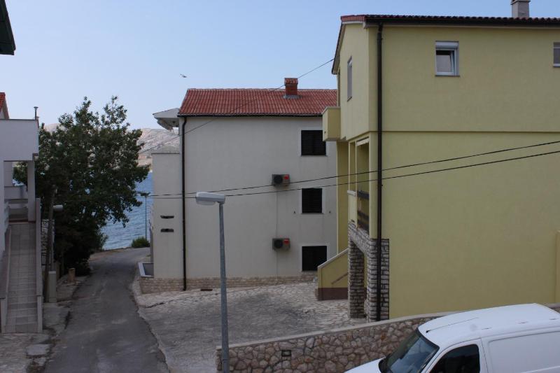 Two-Bedroom Apartment with Terrace image 4