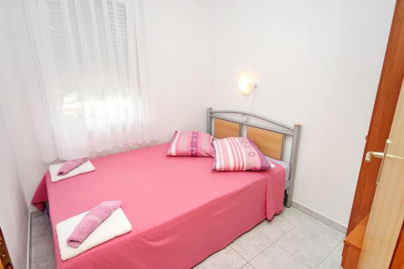 Apartments with a parking space Vodice - 6331 - image 32
