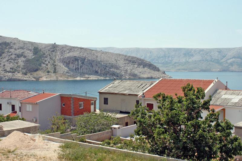 Two-Bedroom Apartment with Terrace and Sea View image 3