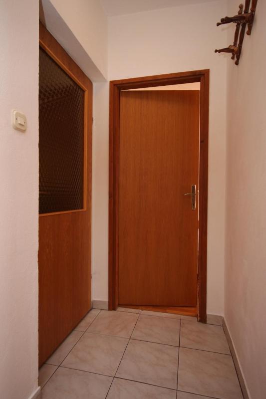 One-Bedroom Apartment with Terrace and Sea View image 2