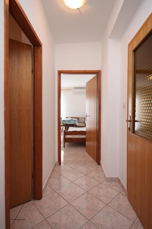 One-Bedroom Apartment with Terrace and Sea View image 2