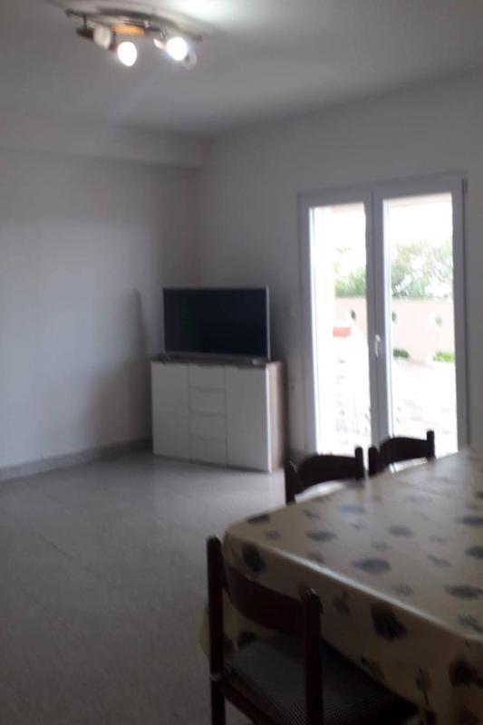 Two-Bedroom Apartment with Terrace and Sea View image 1
