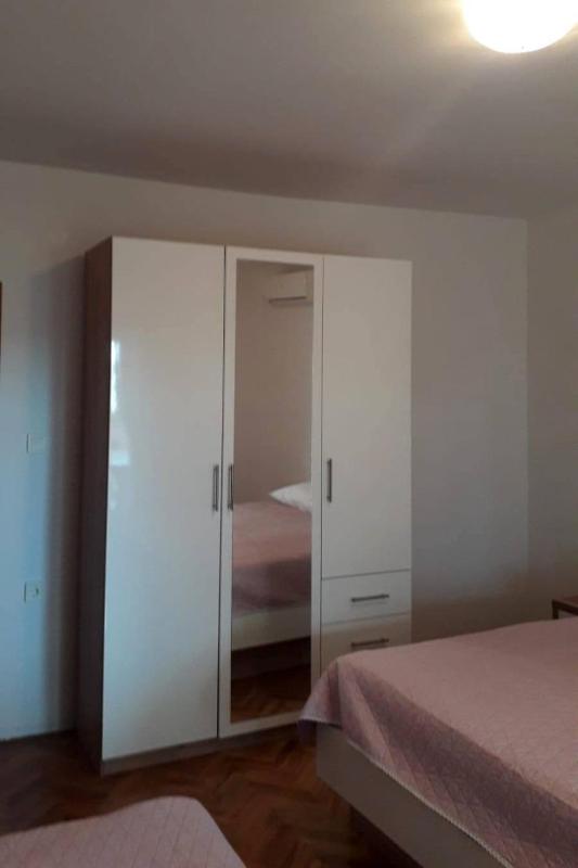 Two-Bedroom Apartment with Terrace and Sea View image 4