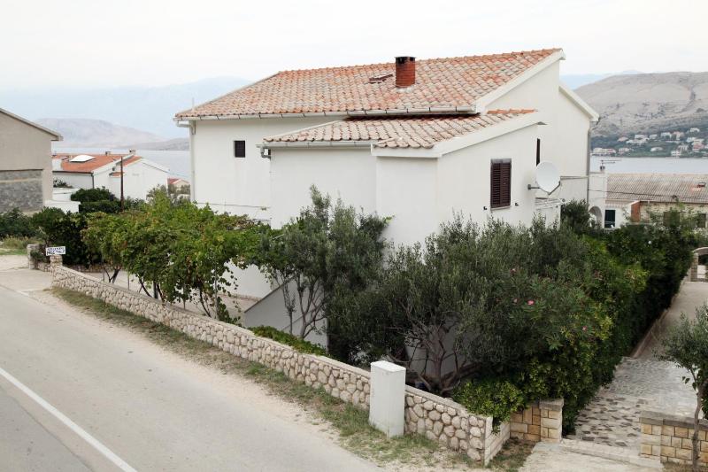 Apartments by the sea Pag - 6383 - image 16