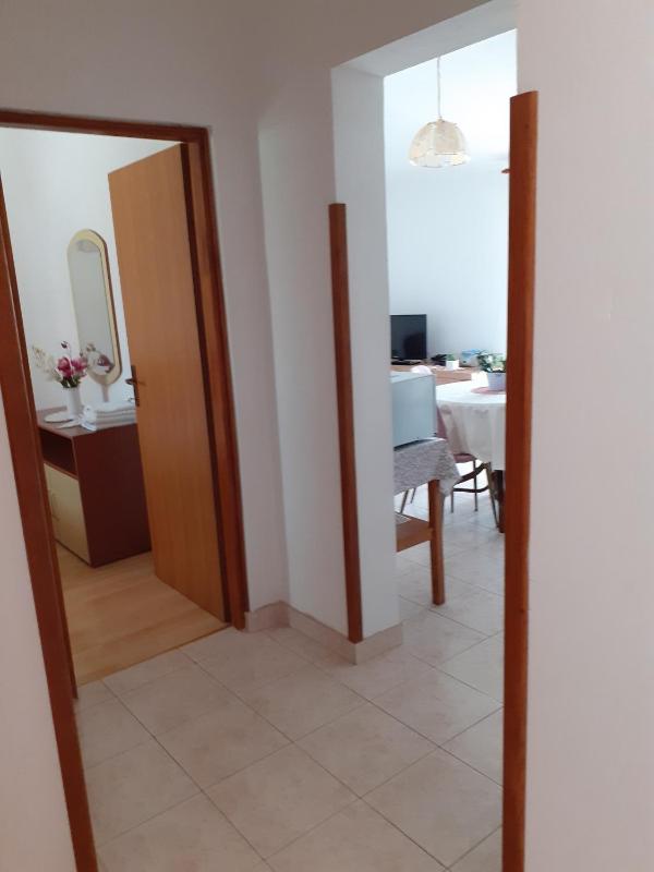 One-Bedroom Apartment with Terrace and Sea View image 2