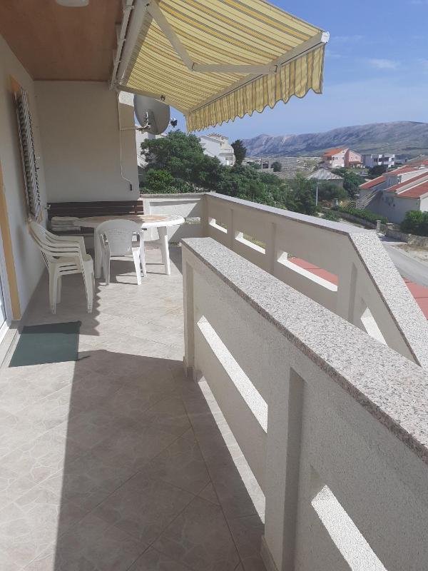 Two-Bedroom Apartment with Terrace and Sea View image 4
