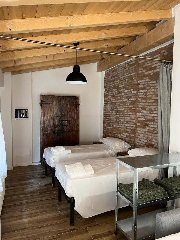 Borgovivo Loft Modern Apartments Bergamo City Center - image 14