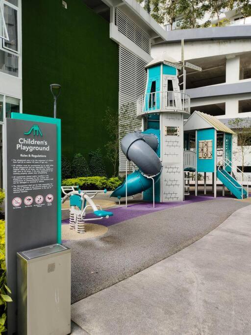 Windmill Genting Lovely 2R2B With Parking & Wifi - image 48