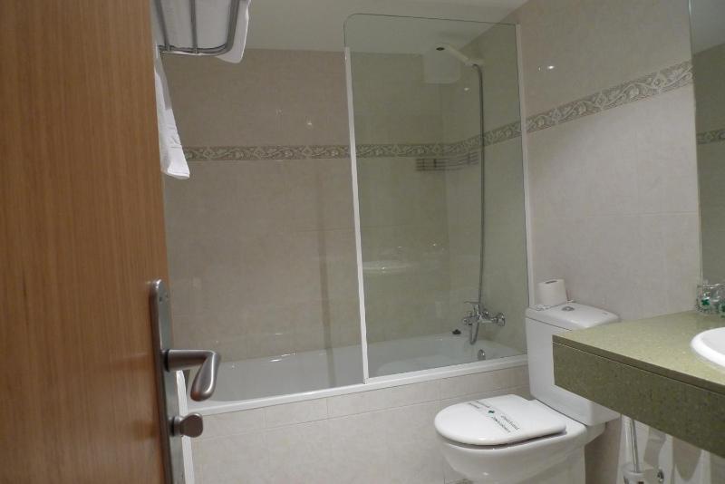 Triple Room image 2