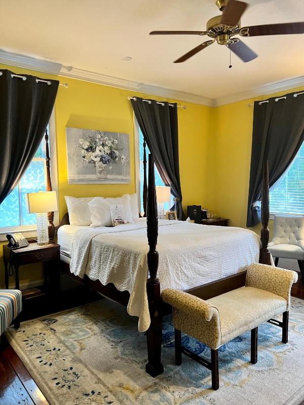 Barksdale House Inn - image 29
