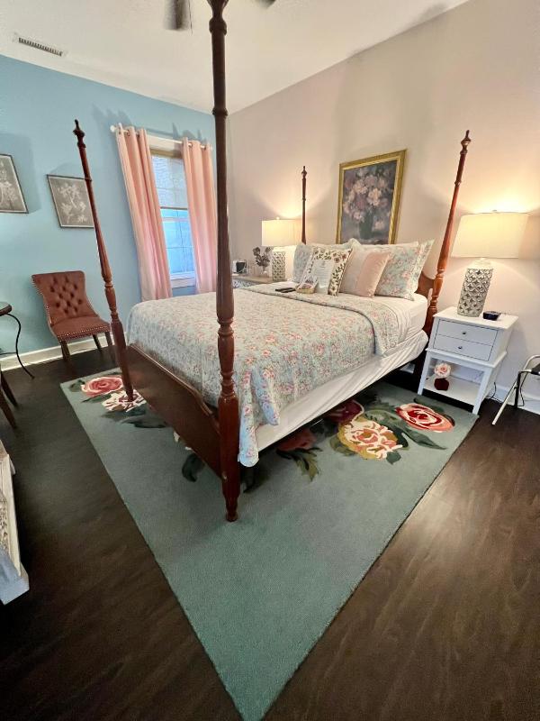 Barksdale House Inn - image 42