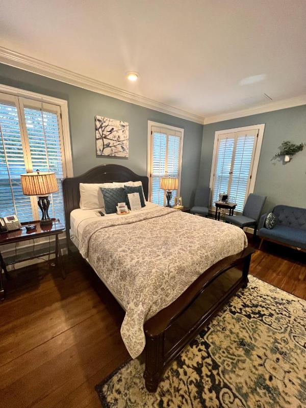 Barksdale House Inn - image 46