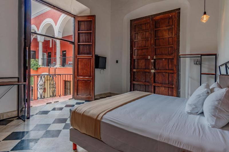 Hotel HO Merida - image 11