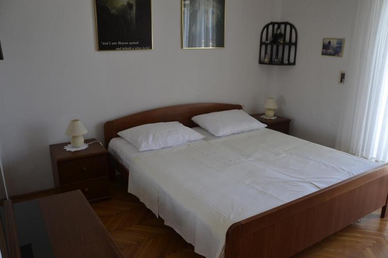 Two-Bedroom Apartment with Terrace and Sea View image 1