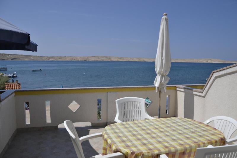 Two-Bedroom Apartment with Terrace and Sea View image 3