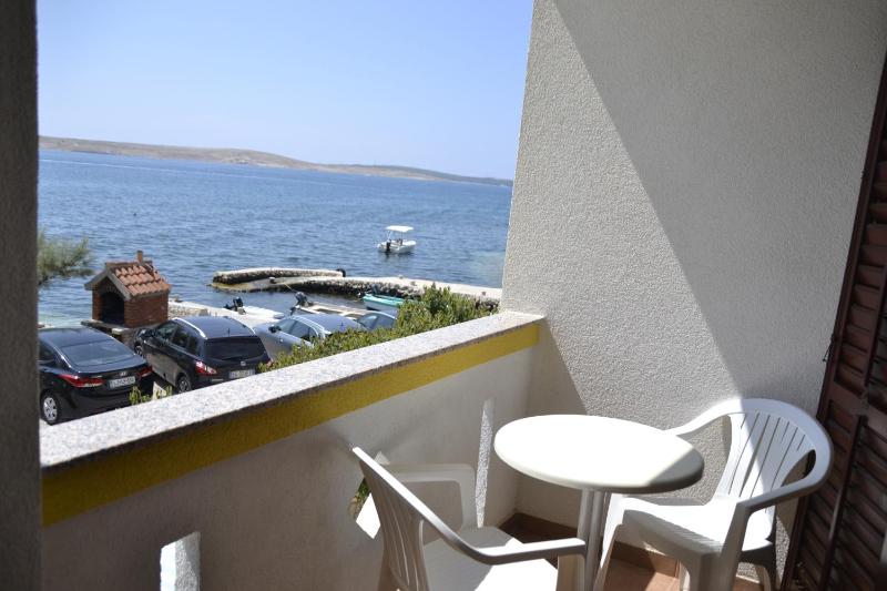 Two-Bedroom Apartment with Balcony and Sea View image 3