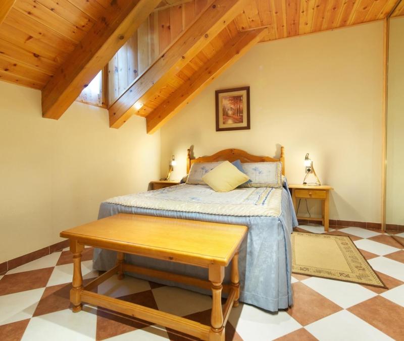 Quadruple Room image 2