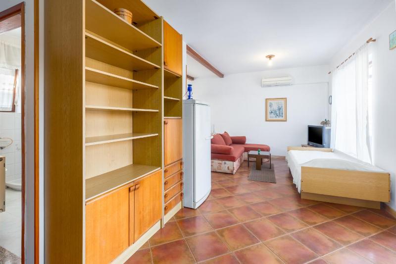 One-Bedroom Apartment with Terrace image 2