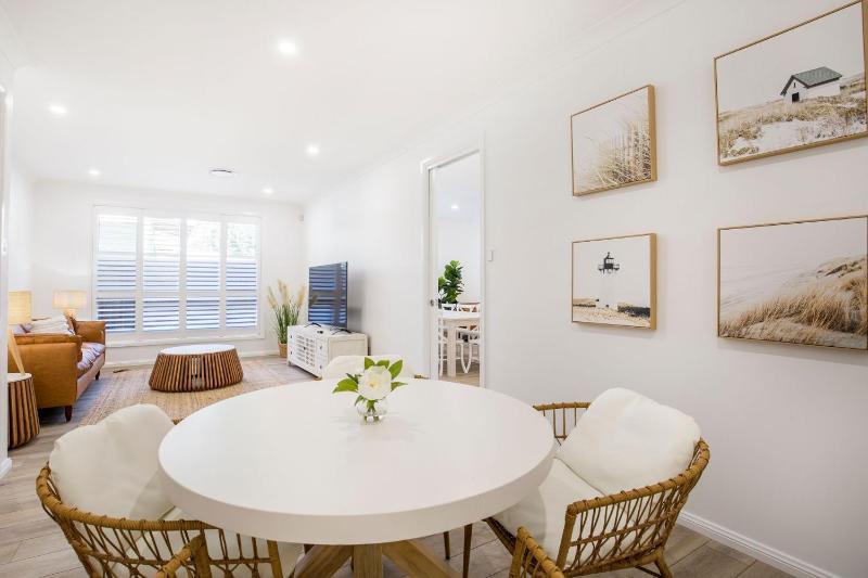 Callala Sunrise Pet Friendly 5 Mins Walk to Beach - image 5