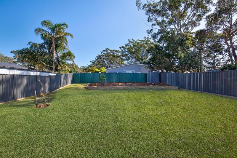 Callala Sunrise Pet Friendly 5 Mins Walk to Beach - image 28