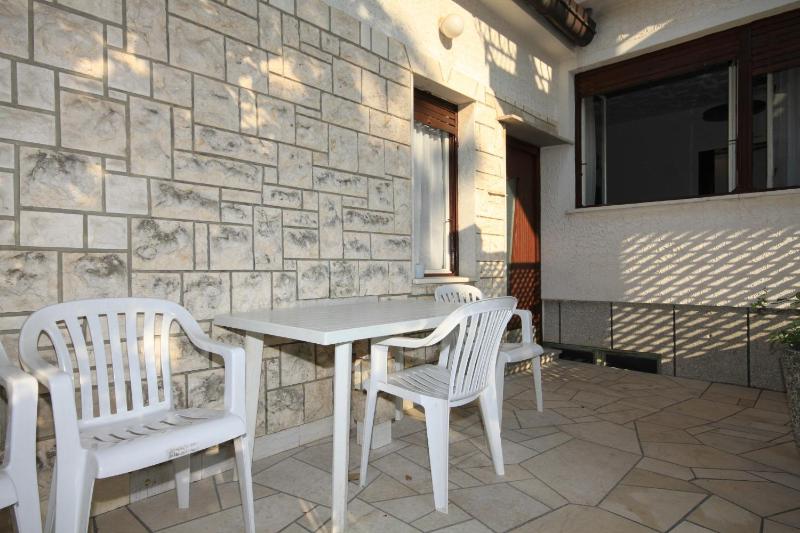 Two-Bedroom Apartment with Terrace image 3