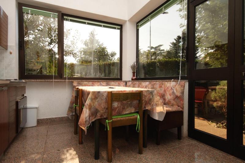 Two-Bedroom Apartment with Terrace image 4