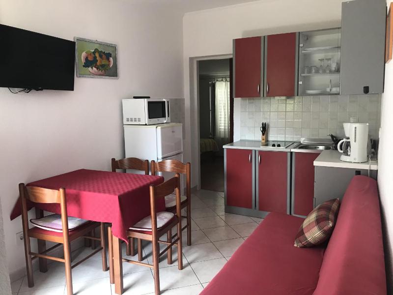 Two-Bedroom Apartment with Terrace image 3