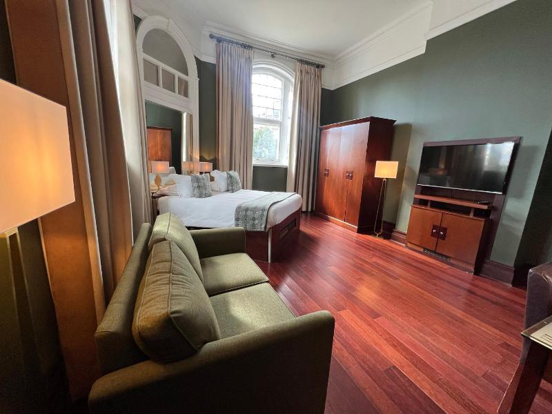 Deluxe Double Room - Main Hotel image 3