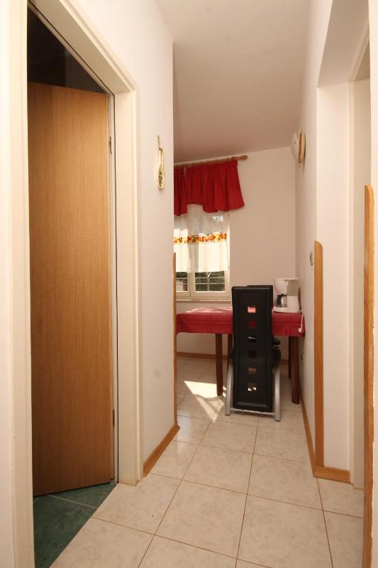 One-Bedroom Apartment with Terrace image 2