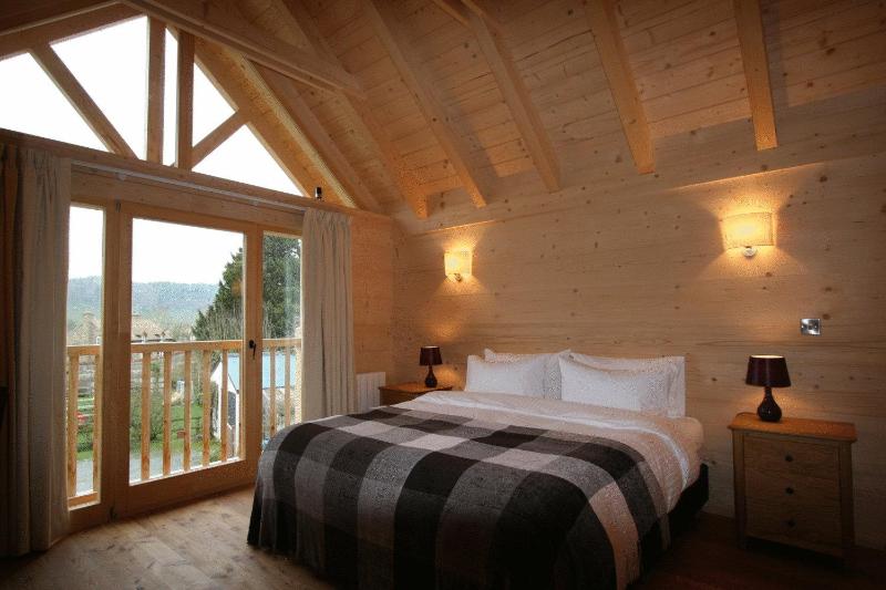 Deluxe Double Room image 4