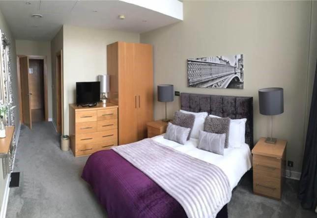 Superior Apartment image 2