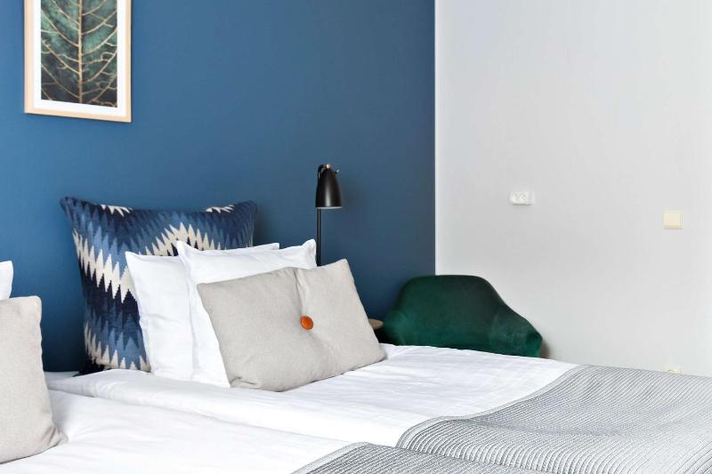 Twin Room image 1
