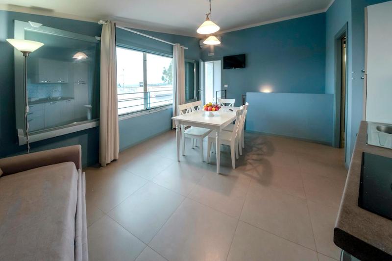 Apartment - Split Level (Annex) image 4