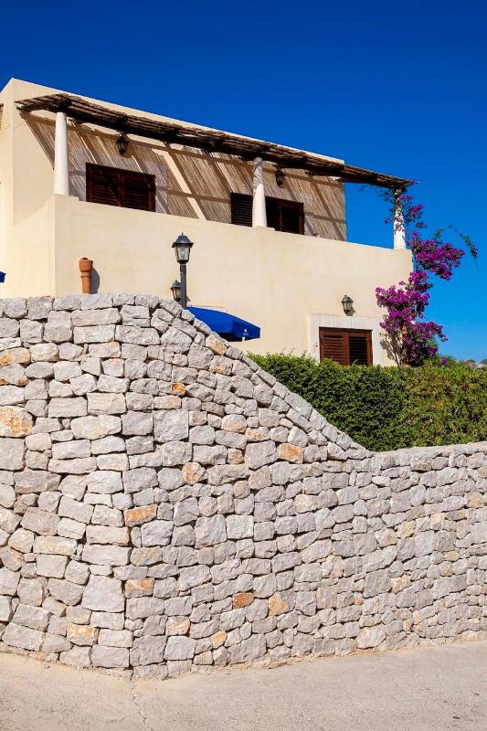 One-Bedroom Apartment Plus image 3